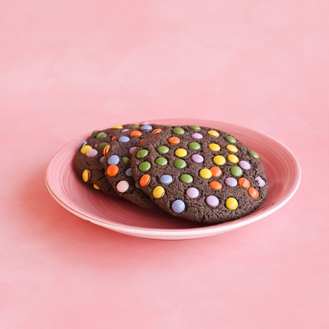 MC ciastko z drażetkami, czekoladowe, wanilinowe