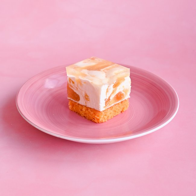 Nektarynkowo-pomarańczowe